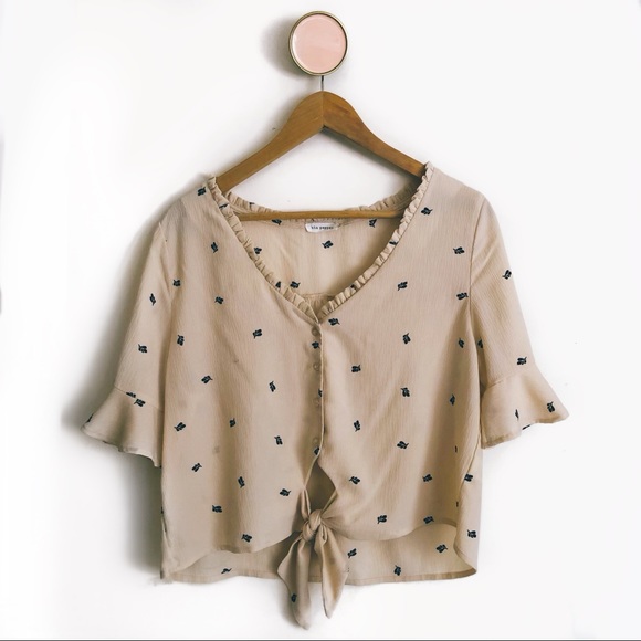 Blu Pepper Tops - Boutique: Cropped styled blouse